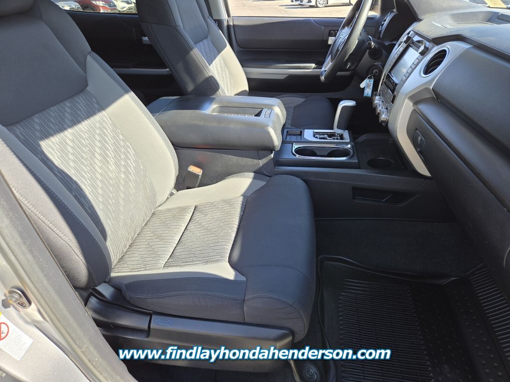 2019 Toyota Tundra SR5 photo