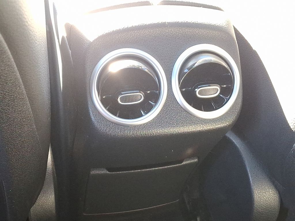 Thumbnail: 2019 Mercedes-Benz A-Class - 11