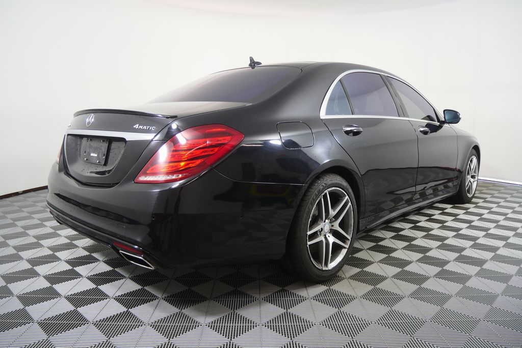 Thumbnail: 2017 Mercedes-Benz S-Class - 3