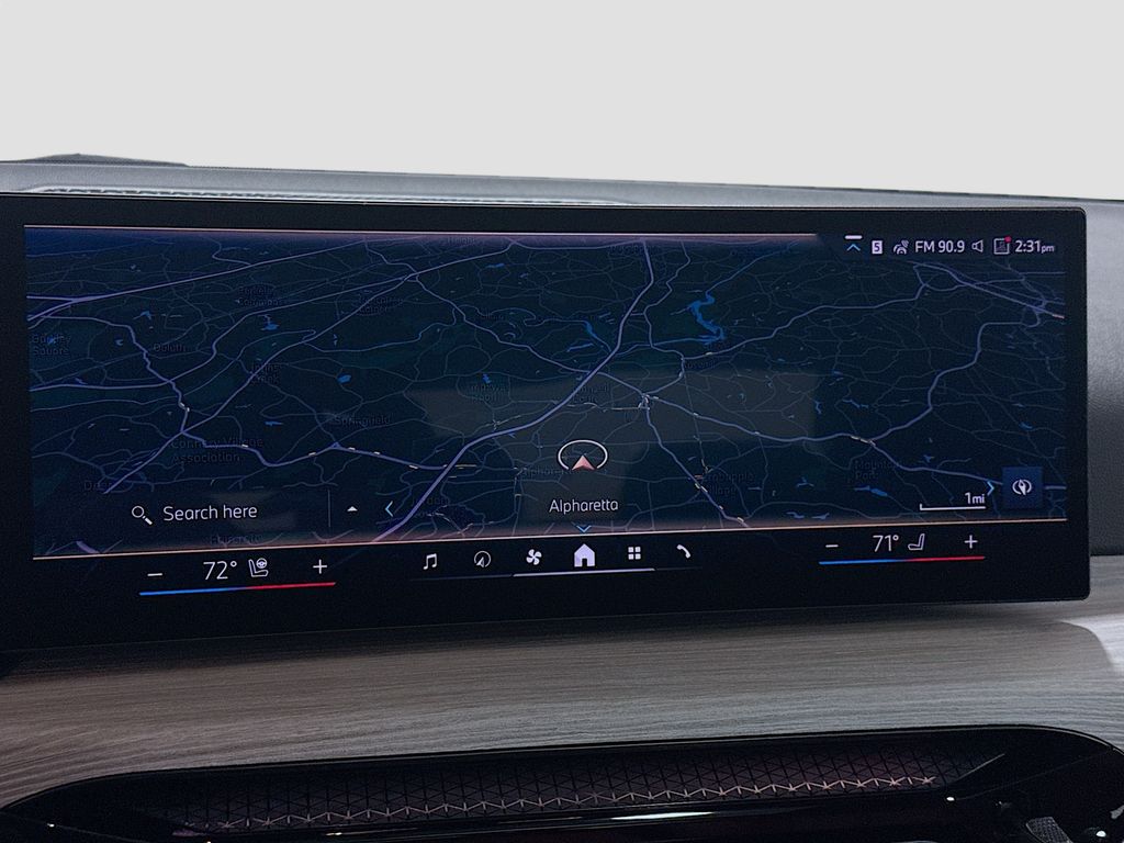 Thumbnail: 2026 BMW 3 Series - 10