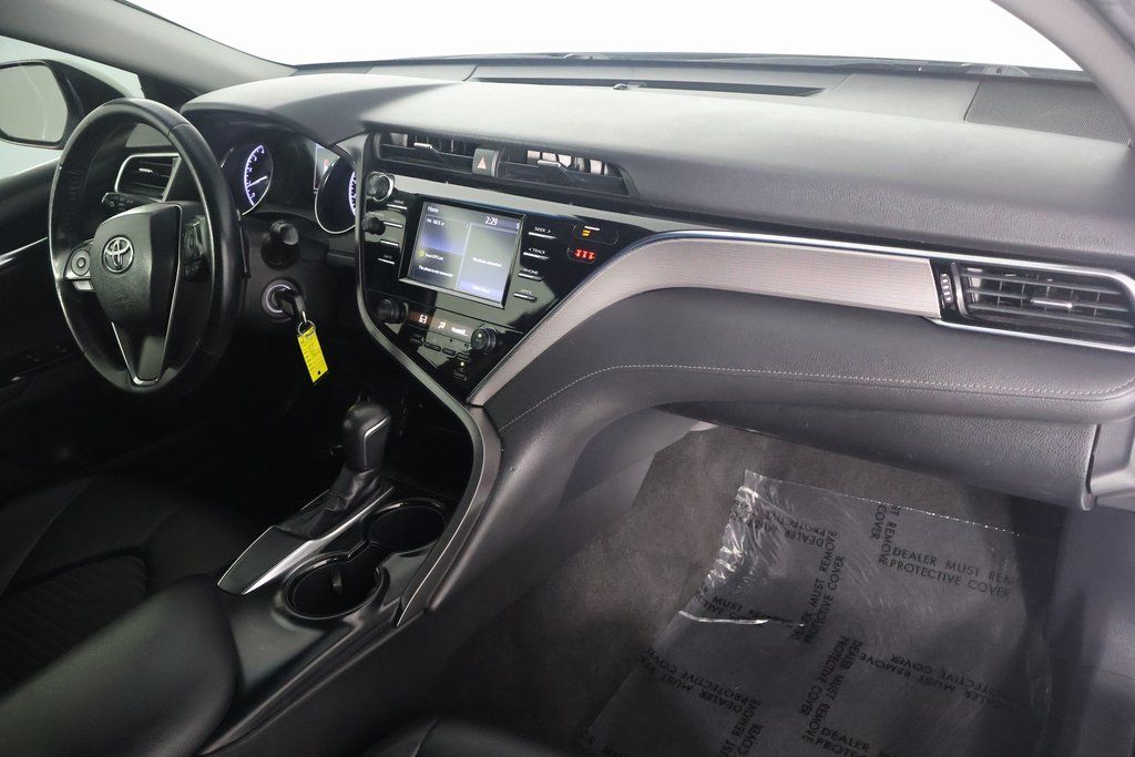 2018 Toyota Camry SE 7