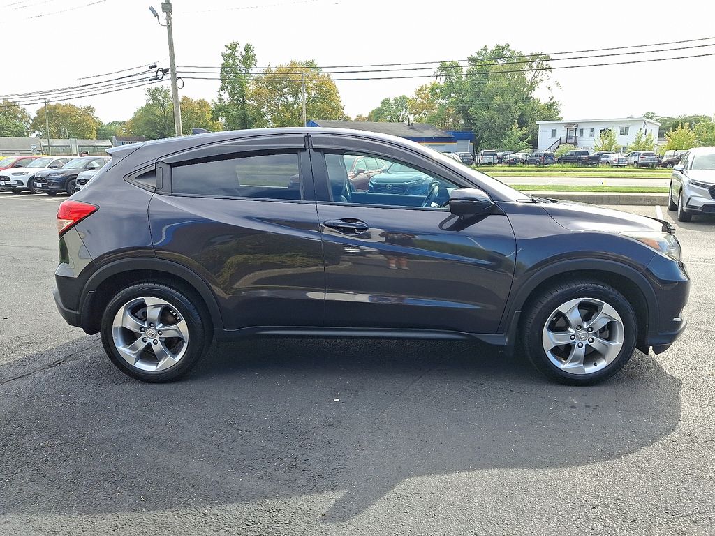 Thumbnail: 2017 Honda HR-V - 7