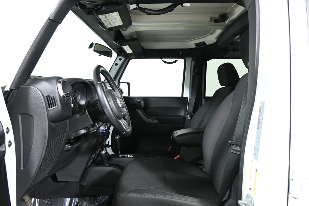 Thumbnail: 2018 Jeep Wrangler - 3