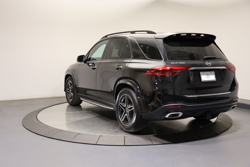 Thumbnail: 2026 Mercedes-Benz GLE - 5