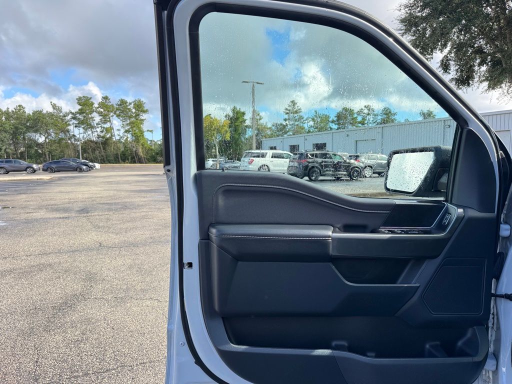 2022 Ford F-150 XLT photo 31