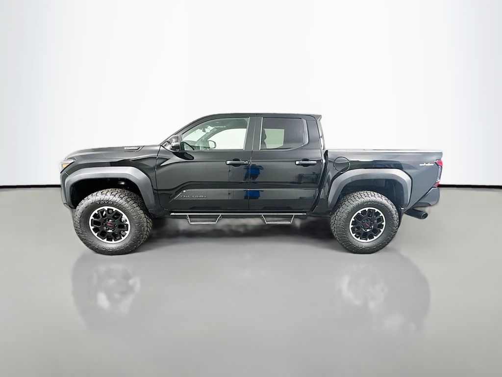 2024 Toyota Tacoma TRD Off-Road 8