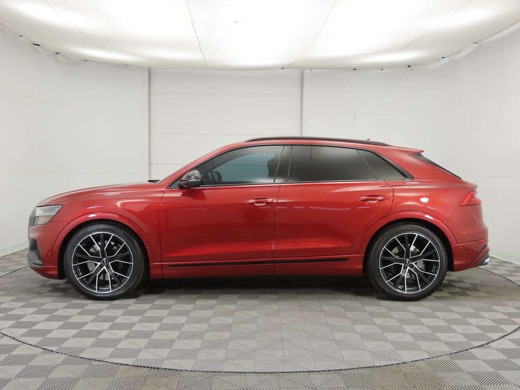 2022 Audi SQ8 Premium Plus 8