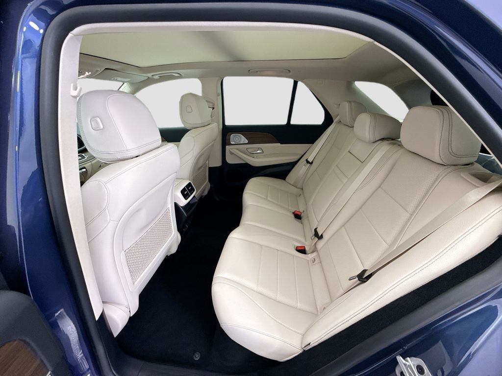 Thumbnail: 2026 Mercedes-Benz GLE - 20