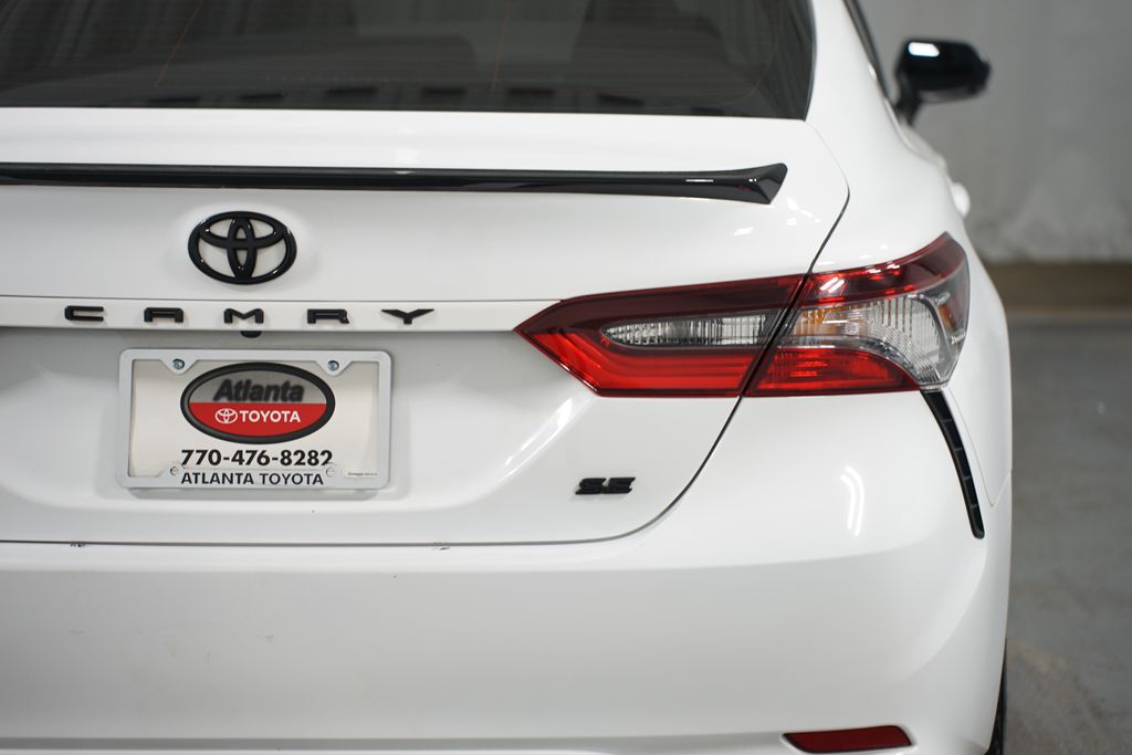 2022 Toyota Camry SE 10