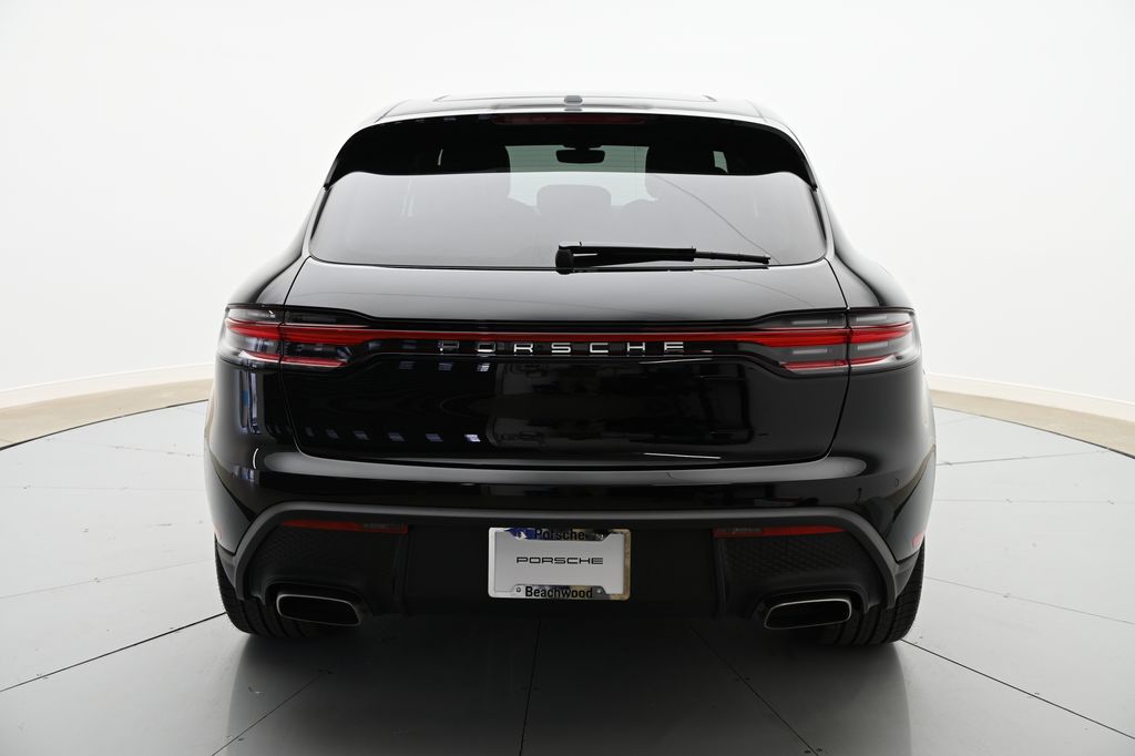 2024 Porsche Macan  6