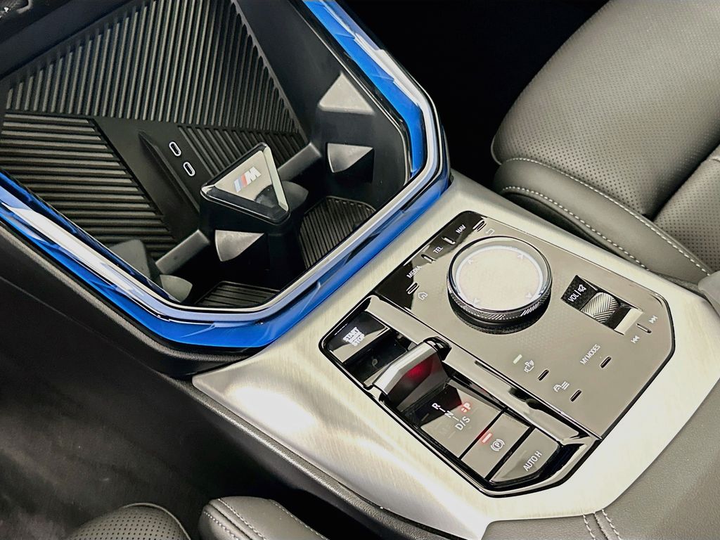 Thumbnail: 2025 BMW X3 - 16