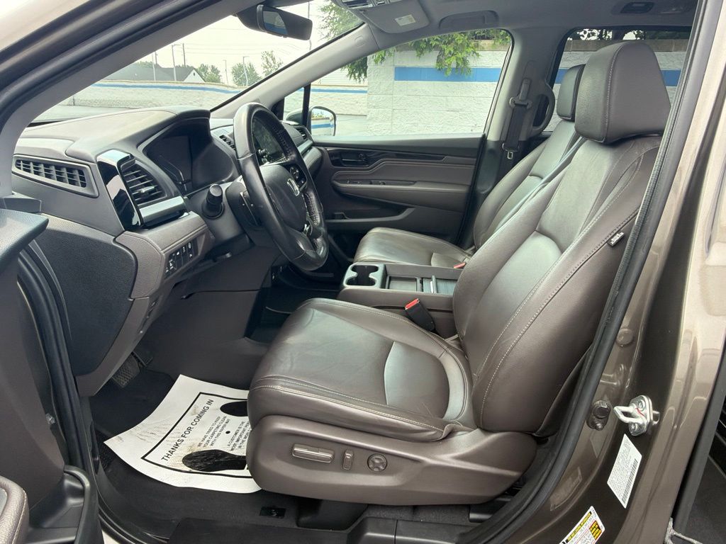 Thumbnail: 2022 Honda Odyssey - 17