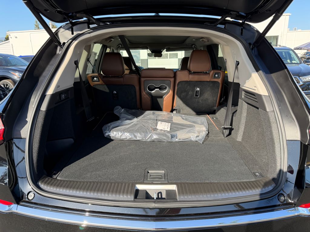 Thumbnail: 2026 Acura MDX - 32