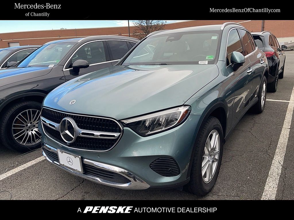 Thumbnail: 2025 Mercedes-Benz GLC - 1