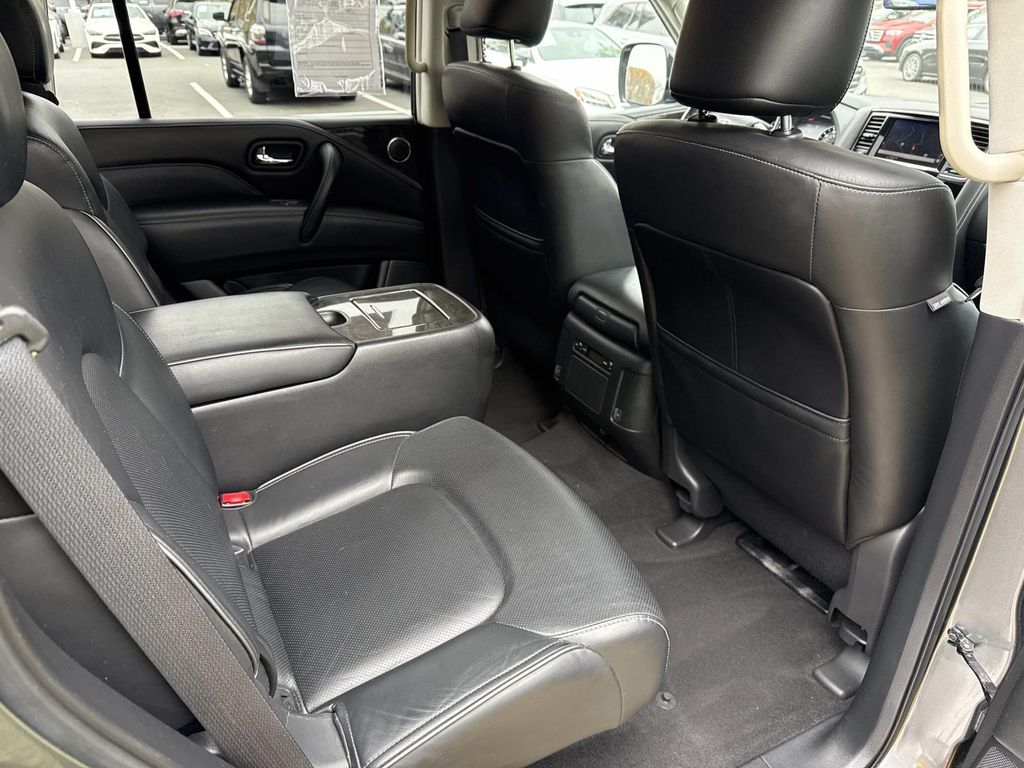 Thumbnail: 2020 INFINITI QX80 - 25