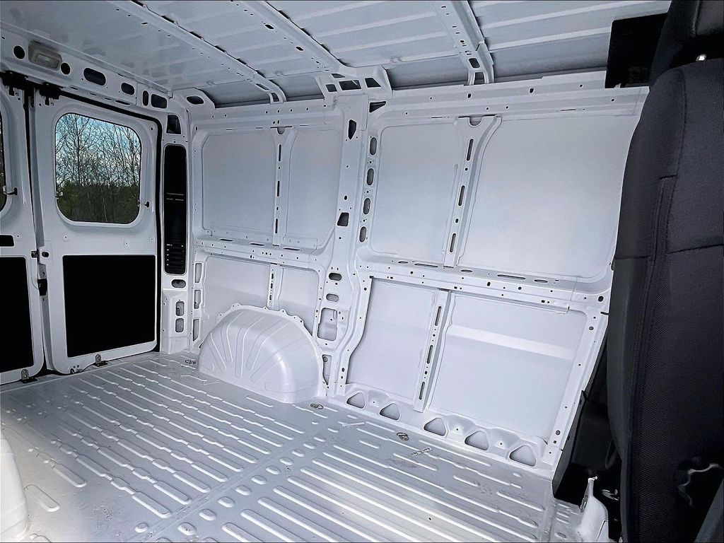 2026 Ram ProMaster 1500 — photo 15