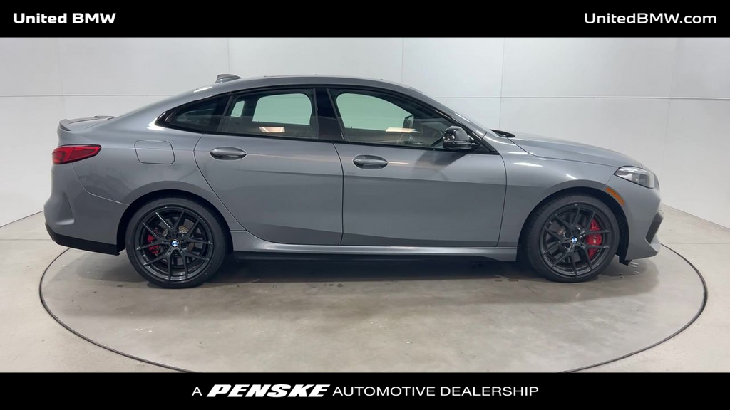 2024 BMW 2 Series M235i xDrive 9