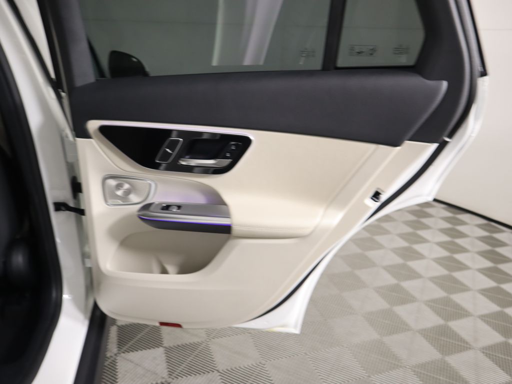 Thumbnail: 2026 Mercedes-Benz GLC - 29