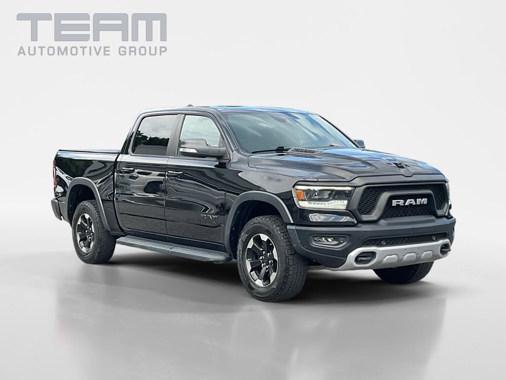Diamond Black Crystal Pearlcoat 2021 RAM 1500 Pickup Truck Four-Wheel Drive 8-Speed Automatic