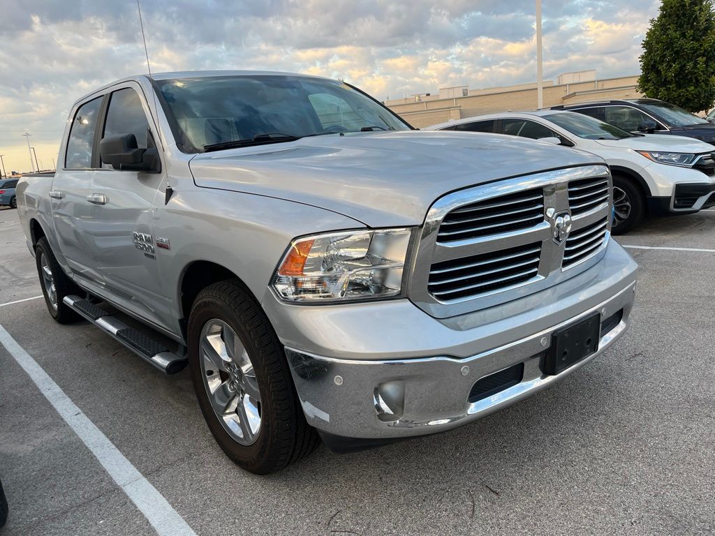 Thumbnail: 2019 RAM 1500 Classic - 2
