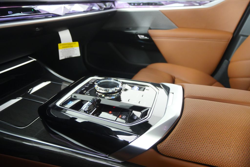 Thumbnail: 2026 BMW i7 - 23