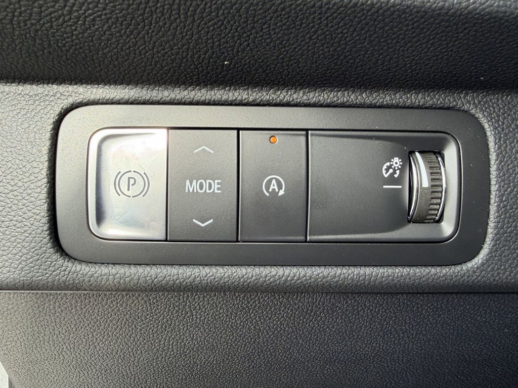 new 2026 Chevrolet Traverse car, priced at $39,395