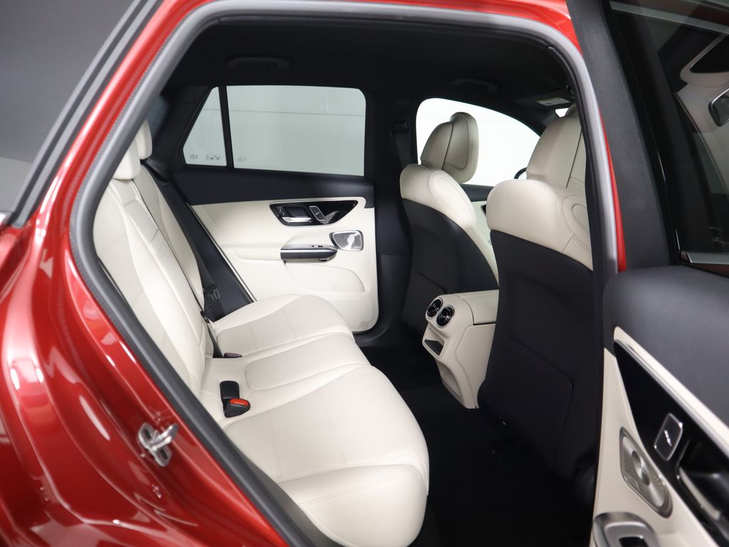 Thumbnail: 2026 Mercedes-Benz GLC - 24