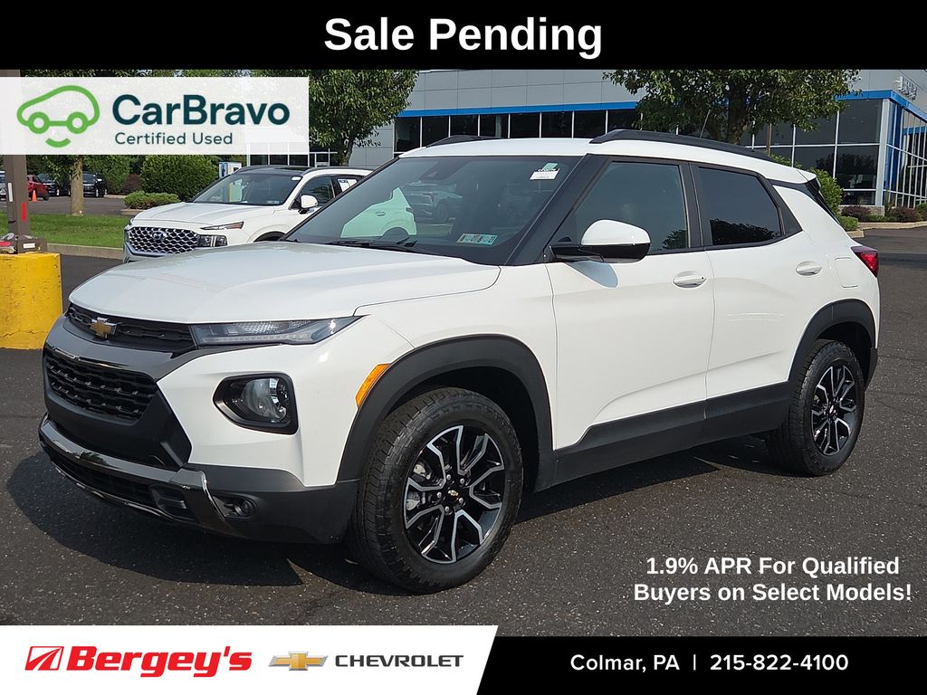Summit White 2023 Chevrolet Trailblazer SUV / Crossover Four-Wheel Drive 9-Speed Automatic