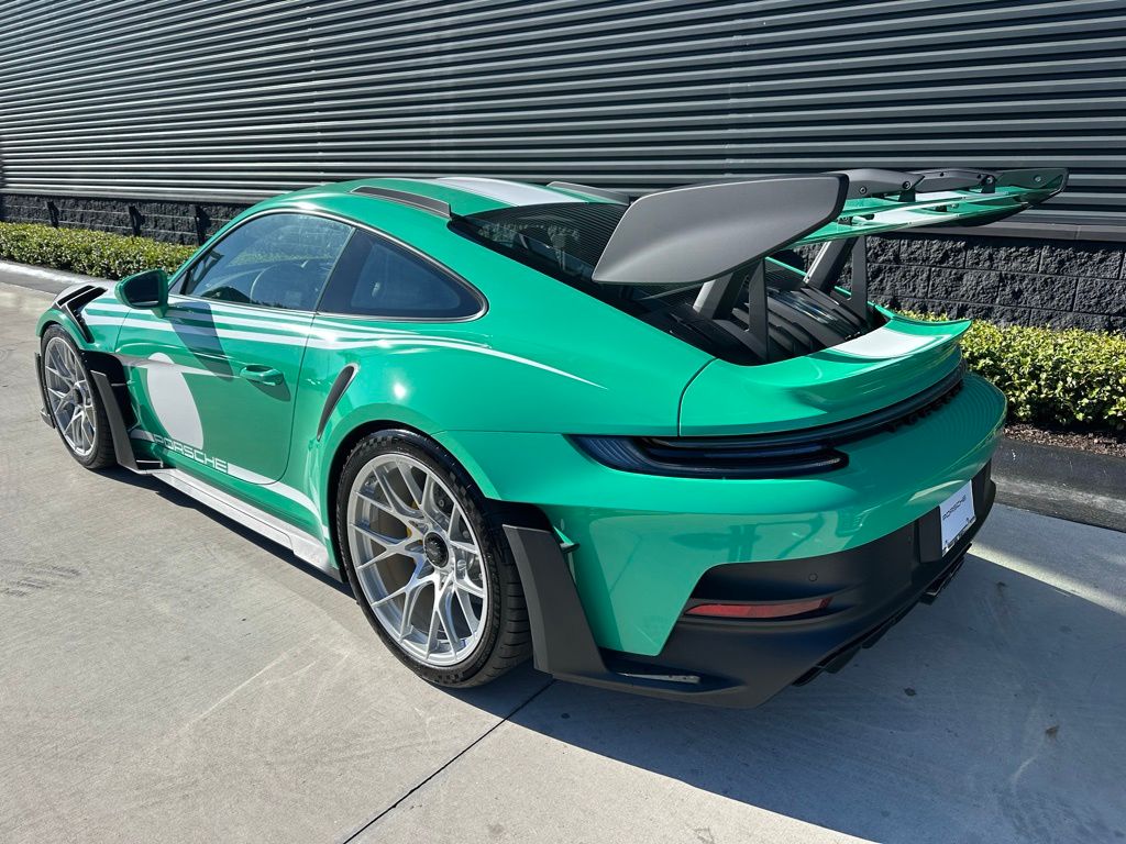 Thumbnail: 2025 Porsche 911 - 3