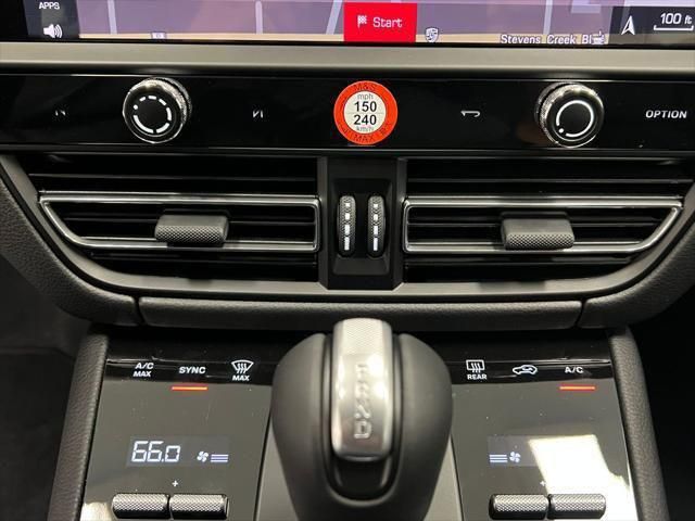 Thumbnail: 2026 Porsche Macan - 4