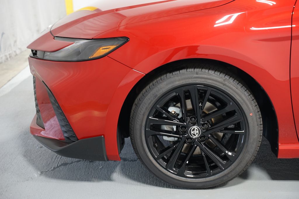 Thumbnail: 2025 Toyota Camry - 5