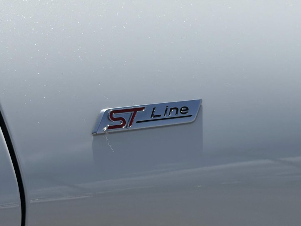 Used 2023 Ford Explorer ST-Line 4D Sport Utility