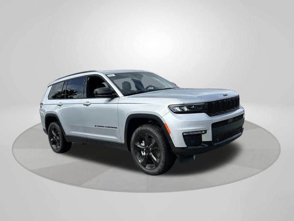 2024 Jeep Grand Cherokee L Limited's photo