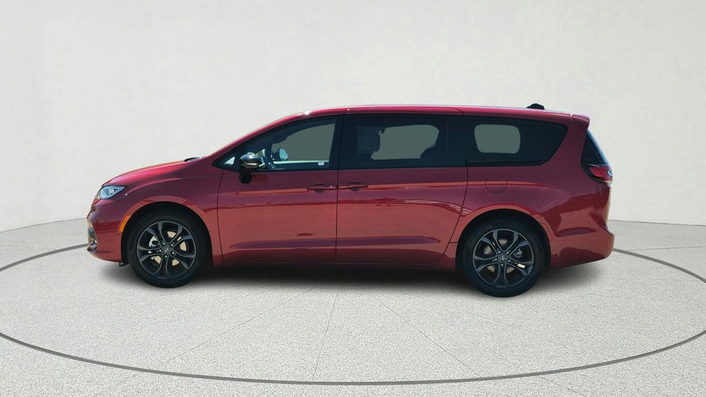 2026 Chrysler Pacifica