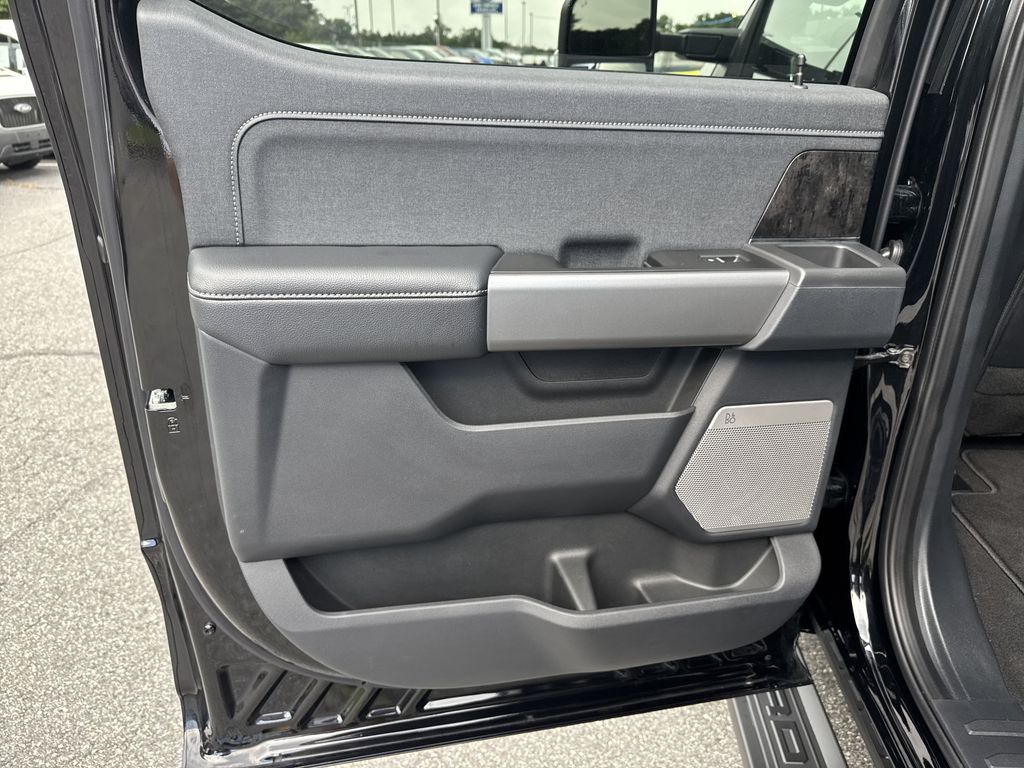 Used 2025 Ford F-350SD Truck