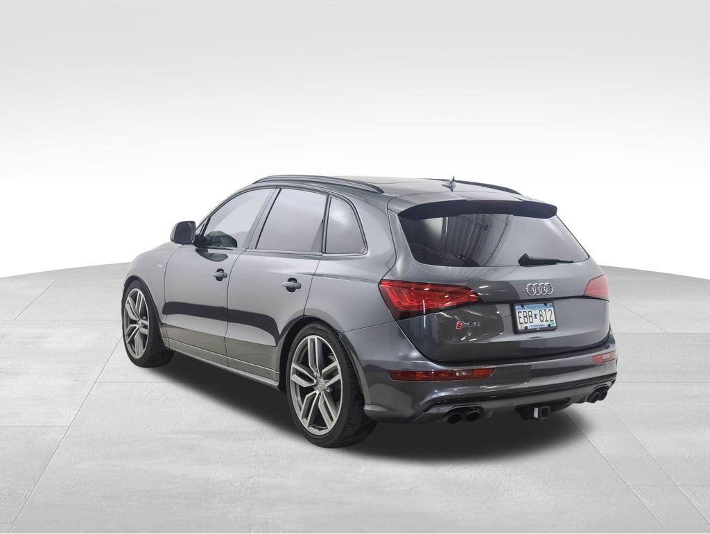 Thumbnail: 2016 Audi SQ5 - 3