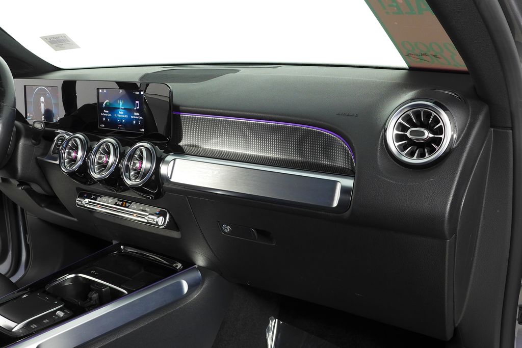 Thumbnail: 2021 Mercedes-Benz GLB - 14
