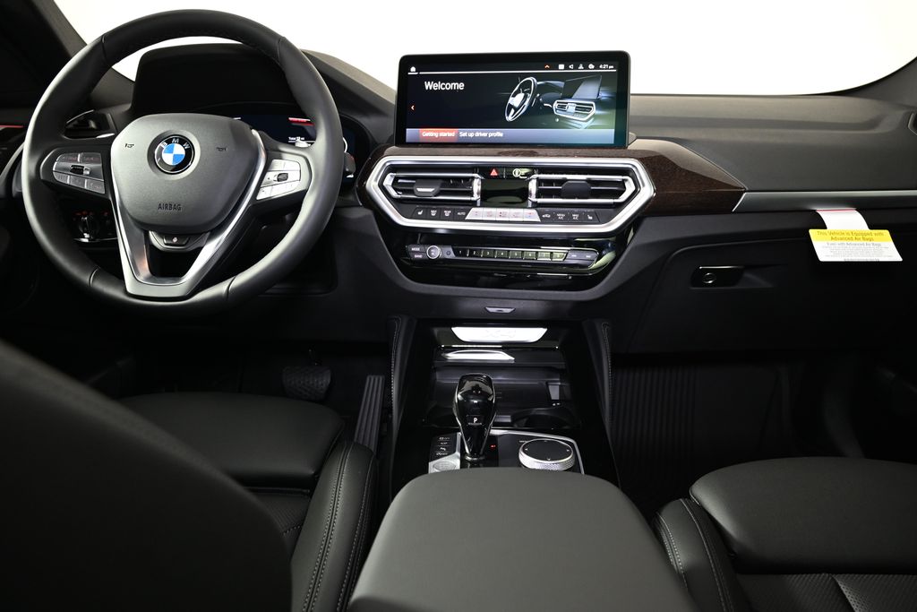 2025 BMW X4 xDrive30i 16