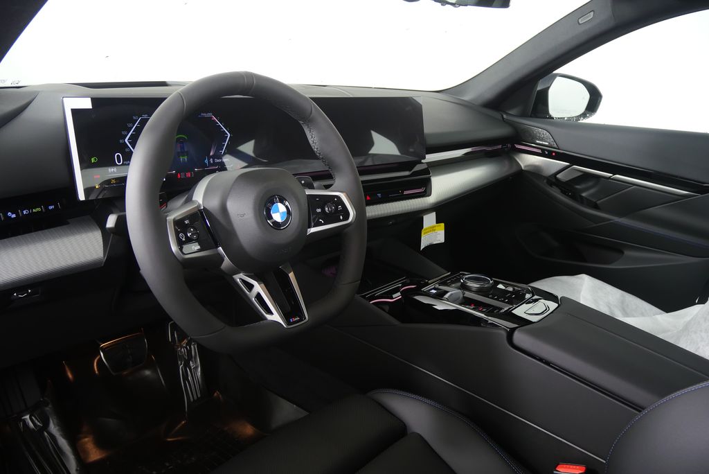 Thumbnail: 2026 BMW 5 Series - 12