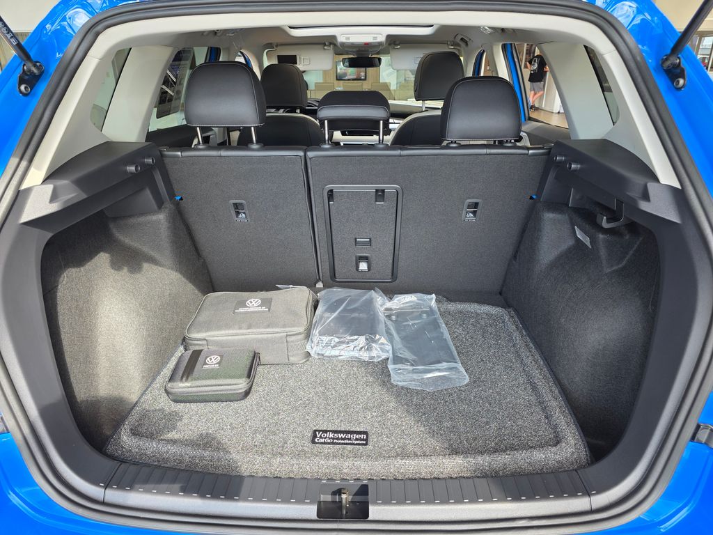 2026 Volkswagen Taos 1.5T SE Blue at Subaru and VW of Moon Township