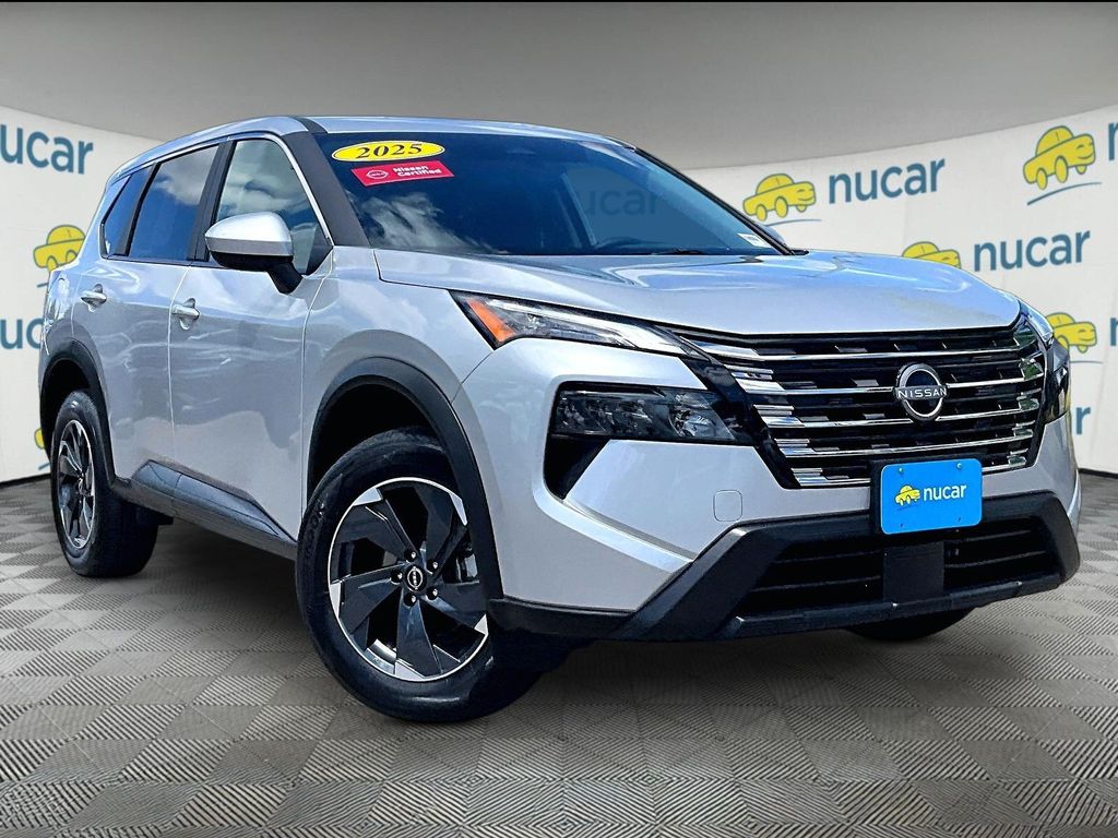 2025 Nissan Rogue — photo 1