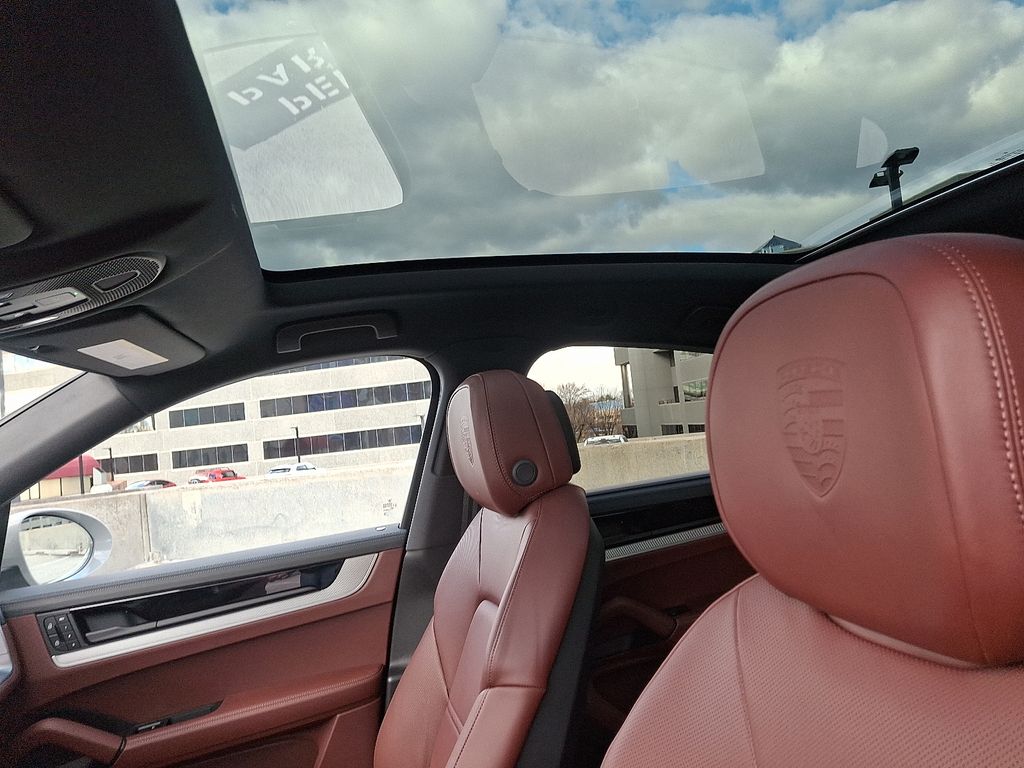 Thumbnail: 2026 Porsche  - 16