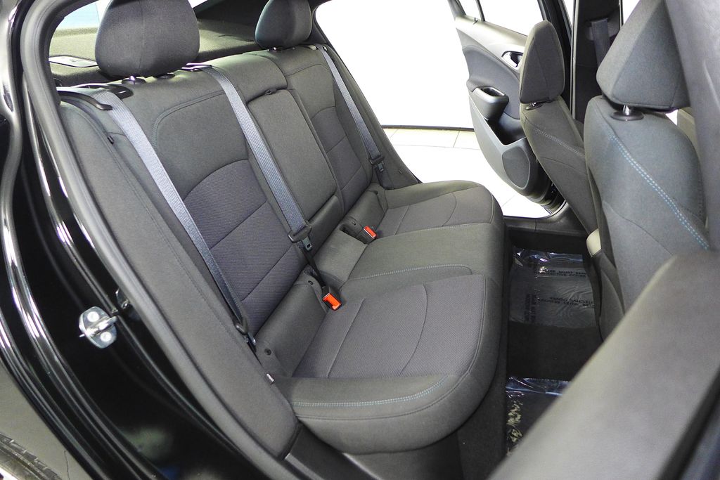 Thumbnail: 2018 Chevrolet Cruze - 19