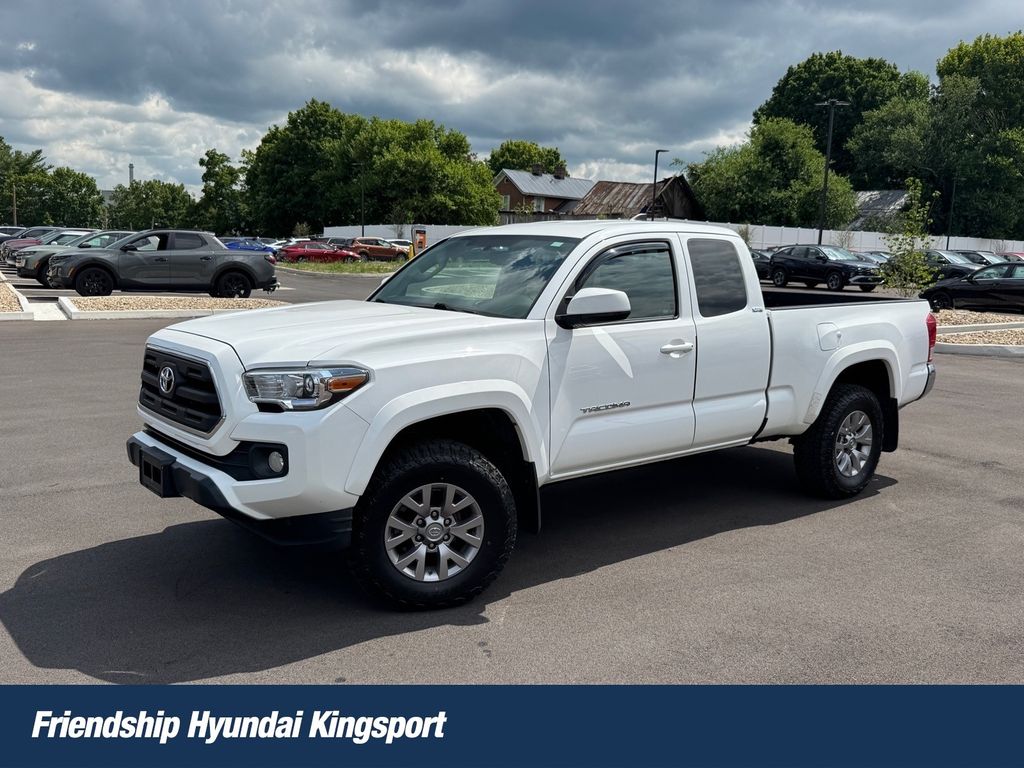 Super White 2017 Toyota Tacoma Pickup Truck Four-Wheel Drive 6-Speed Automatic