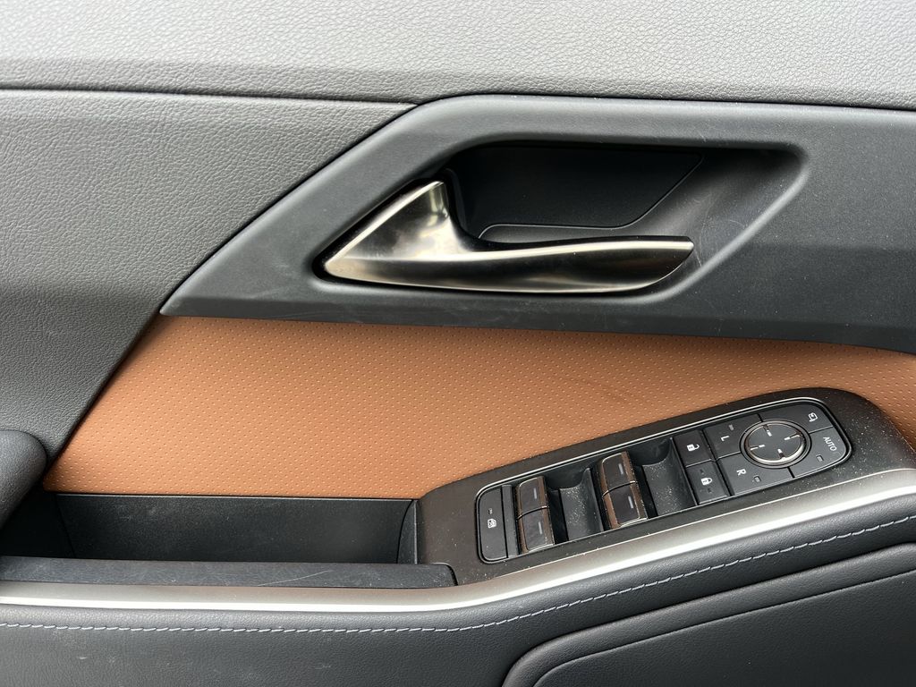 Thumbnail: 2024 Lexus GX - 13