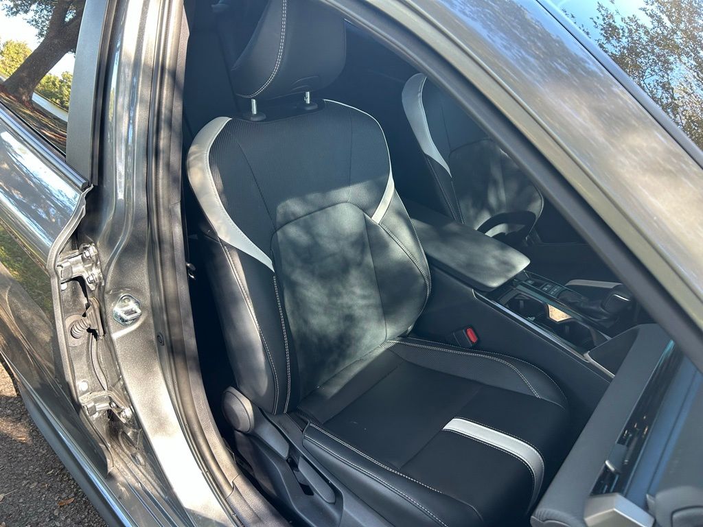 Thumbnail: 2025 Toyota Camry - 15