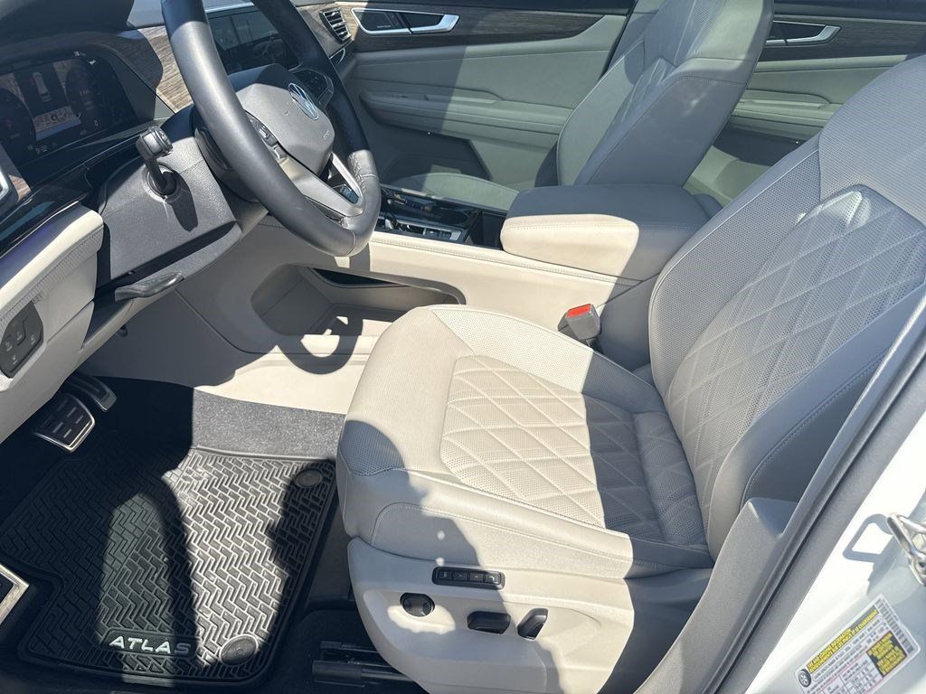 2025 Volkswagen Atlas 2.0T SEL Premium R-Line White at DeMontrond Gulf Freeway