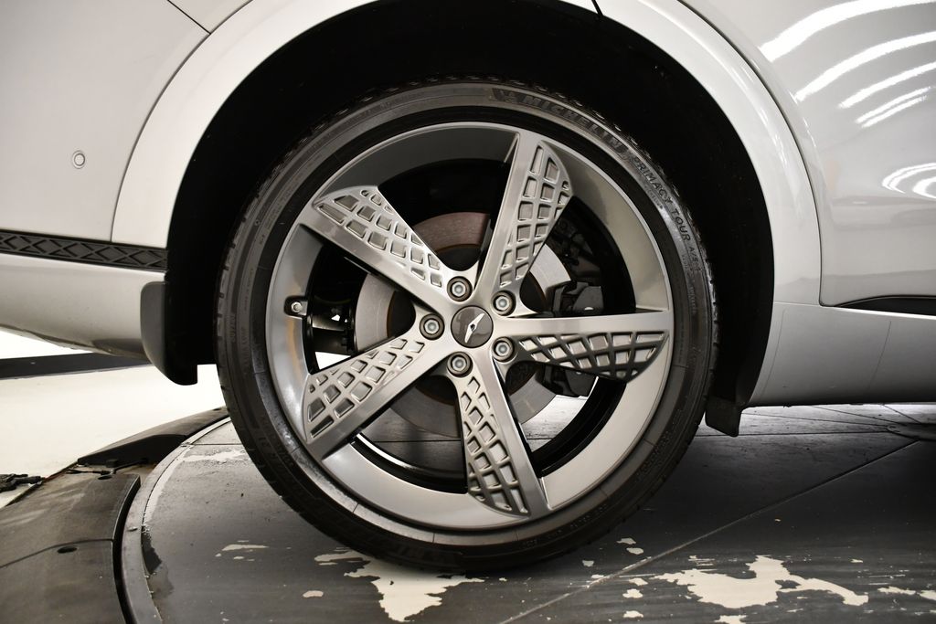 Thumbnail: 2025 Genesis GV70 - 15