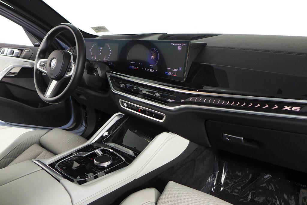 Thumbnail: 2024 BMW X6 - 13