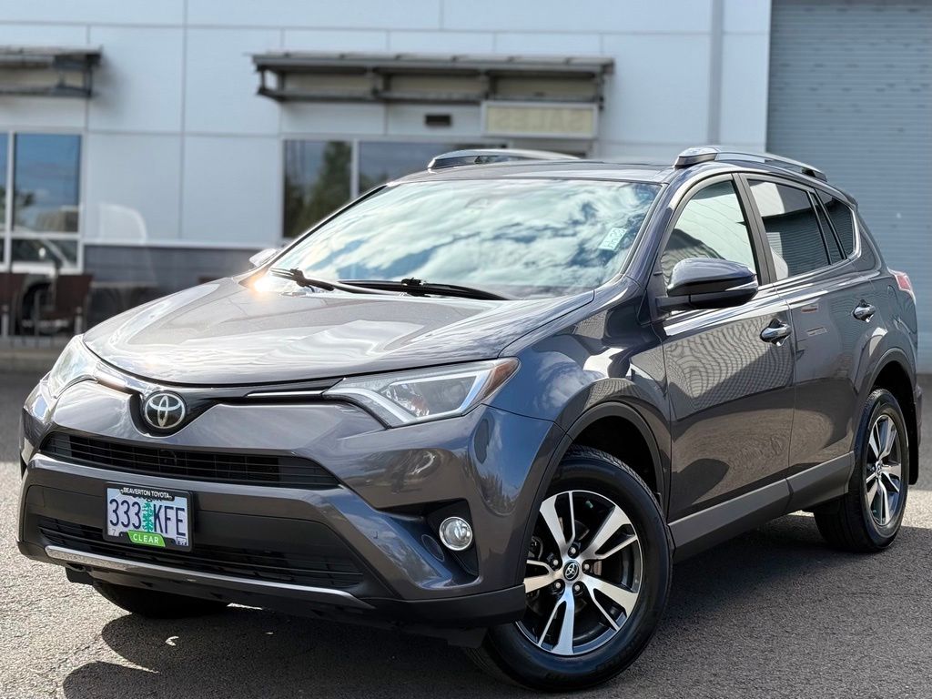 2017 Toyota RAV4 XLE AWD